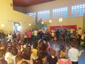 Auguri natalizi musicali per gli alunni della scuola dell’infanzia